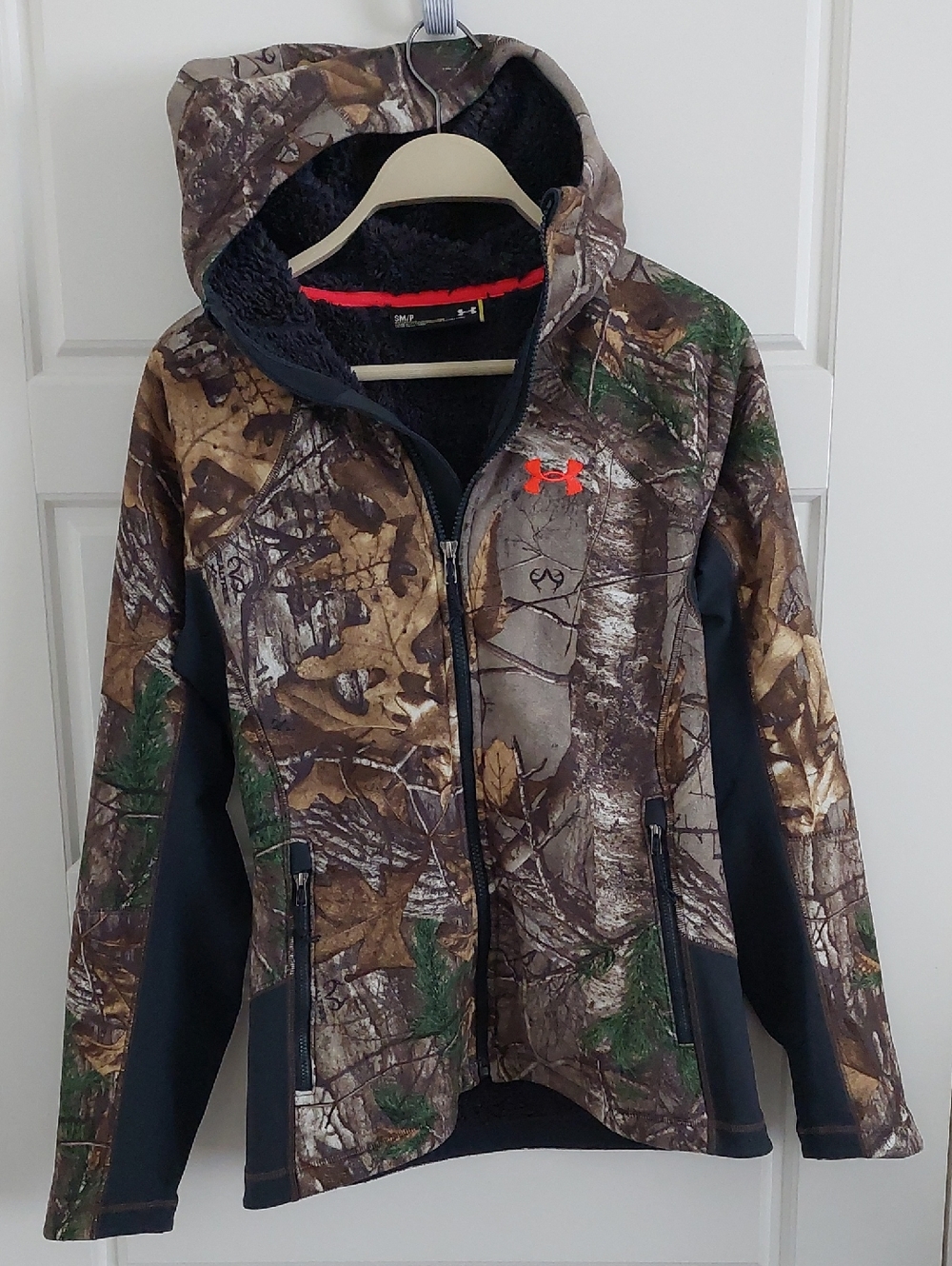 Under Armour x Realtree Camo Hybrid Woven Full-Zip Jacket - Women's Small
